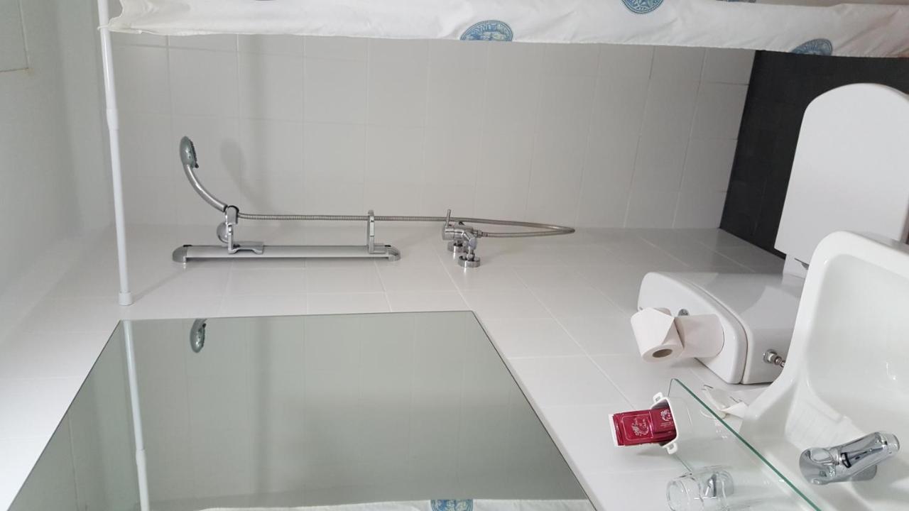 Hostal Residencia Catalina 팔라모스 외부 사진