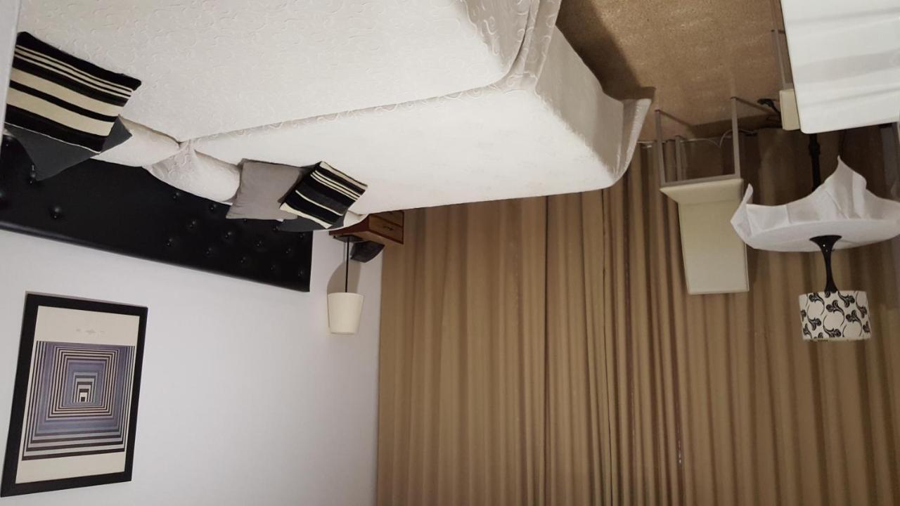 Hostal Residencia Catalina 팔라모스 외부 사진