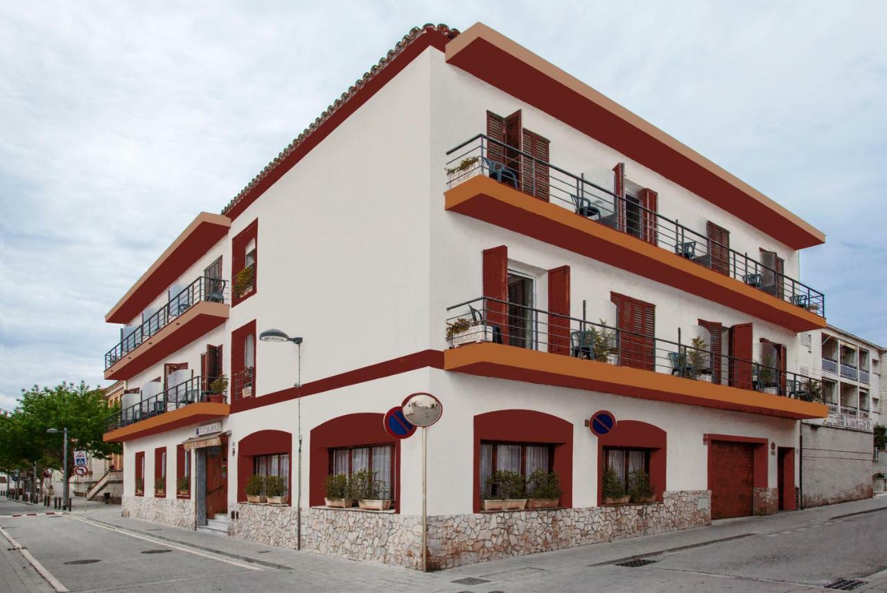 Hostal Residencia Catalina 팔라모스 외부 사진