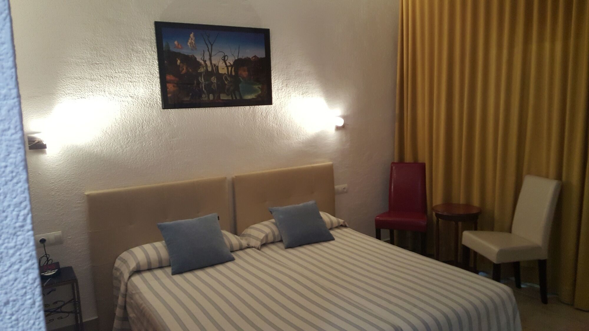 Hostal Residencia Catalina 팔라모스 외부 사진